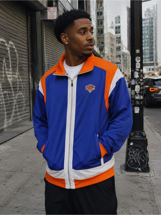 zipway Other - Knicks Zipway warm up jacket. NWOT. Size XLT